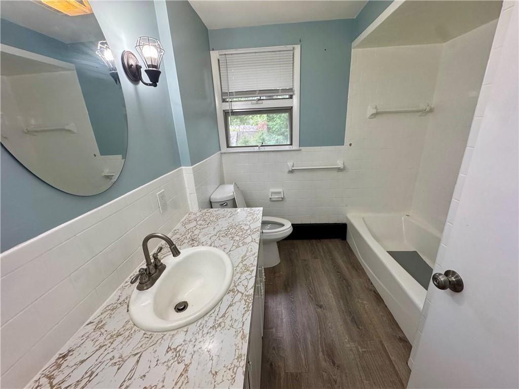 75 Hobson Ave - Photo 5 of 6