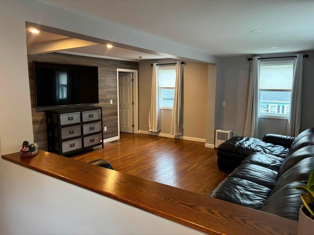 61 Sheridan St - Photo 2 of 27