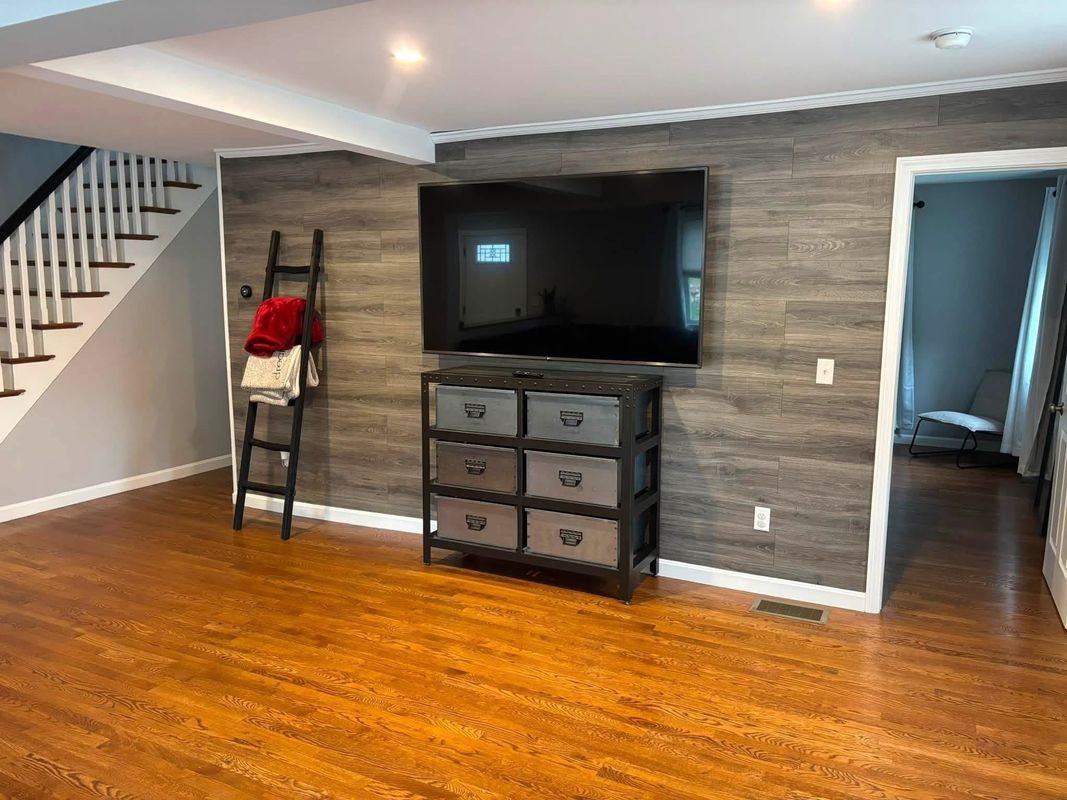 61 Sheridan St - Photo 3 of 27