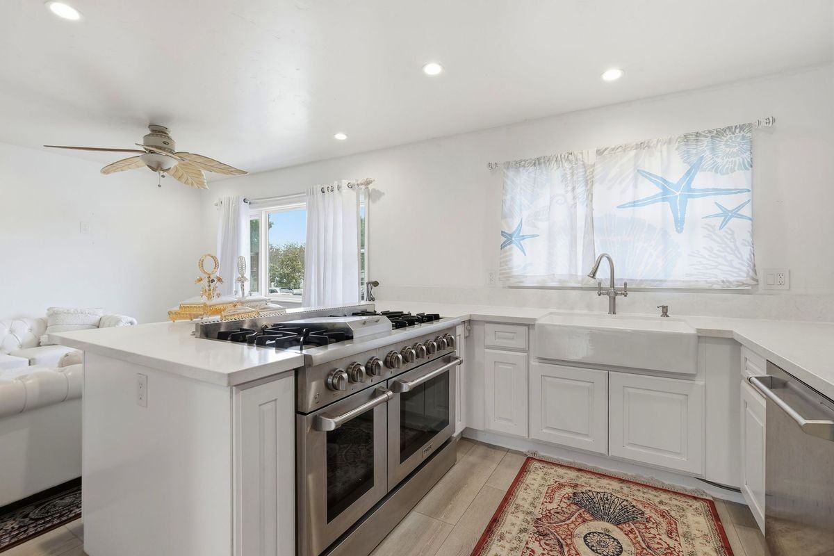 3448 Big Springs Ave - Photo 6 of 15