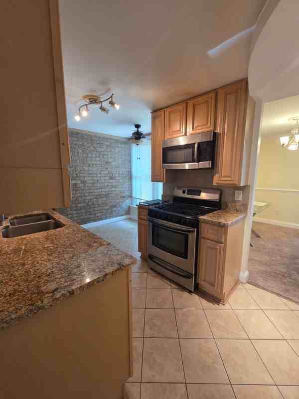 3329 Huntley Square Dr ##B1 - Photo 2 of 9