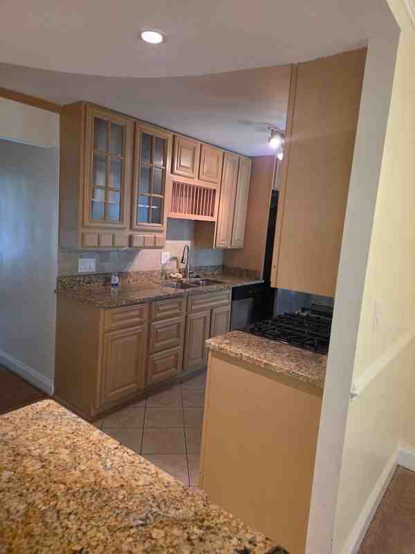 3329 Huntley Square Dr ##B1 - Photo 4 of 9