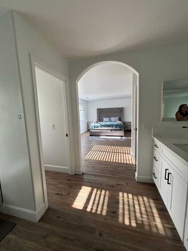 8341 Kelvin Ave - Photo 5 of 16