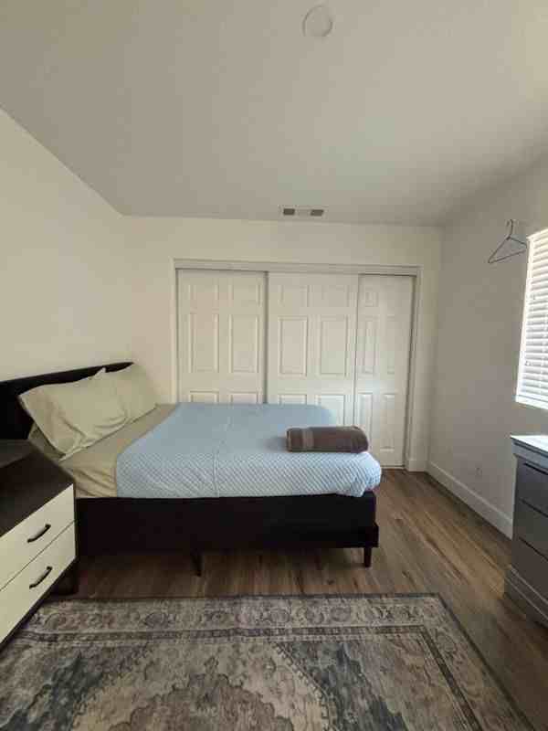 8341 Kelvin Ave - Photo 6 of 16