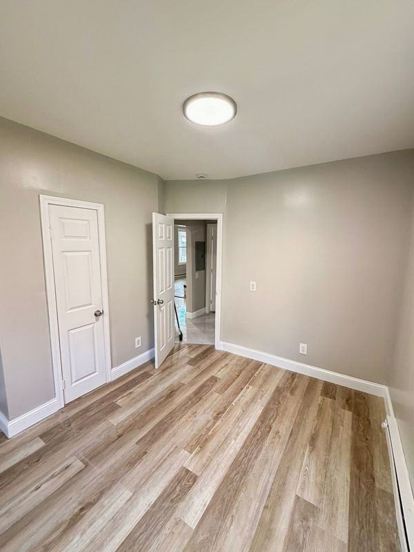 278 Willow St ##1 - Photo 5 of 8