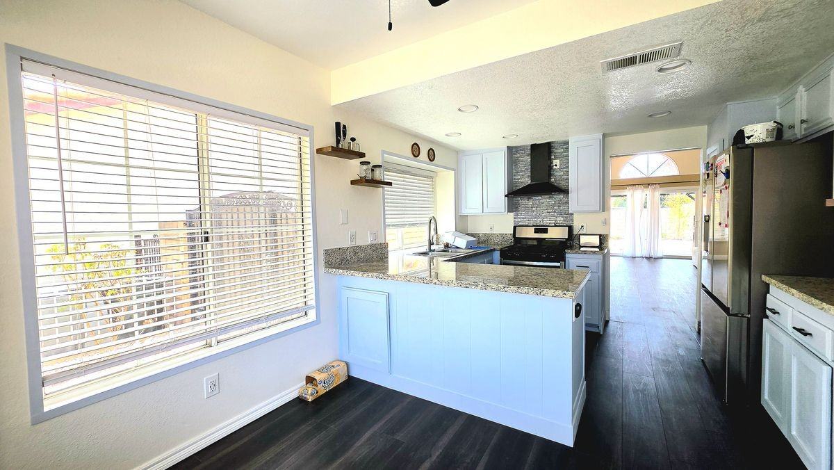 16500 Running Deer Rd - Photo 5 of 10