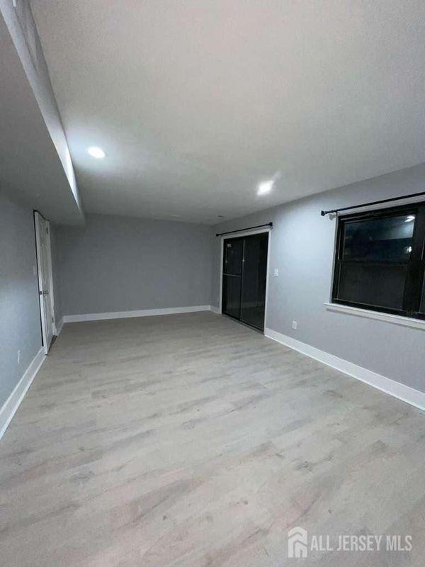 807 Merrywood Dr - Photo 3 of 5