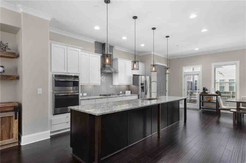 308 Coalter Way - Photo 3 of 15