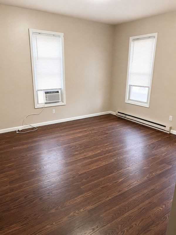 743 E Grape St ##1 - Photo 7 of 10