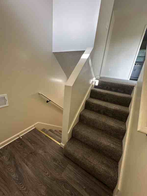 3235 N 84th Ter - Photo 3 of 33