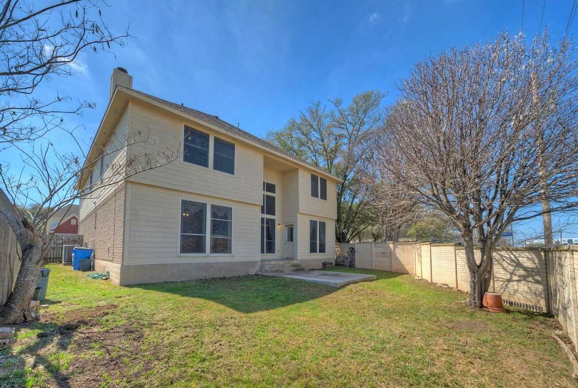 601 Indian Run Dr - Photo 6 of 27