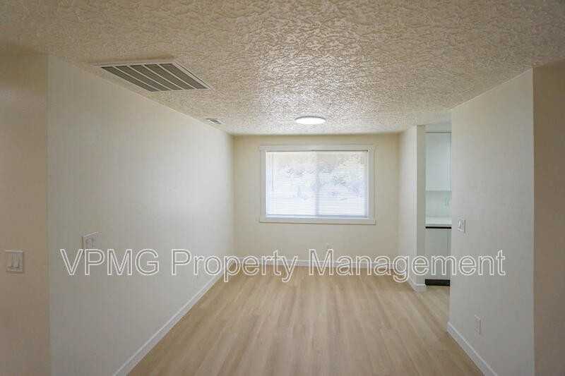19505 Ne 11th St - Photo 6 of 47