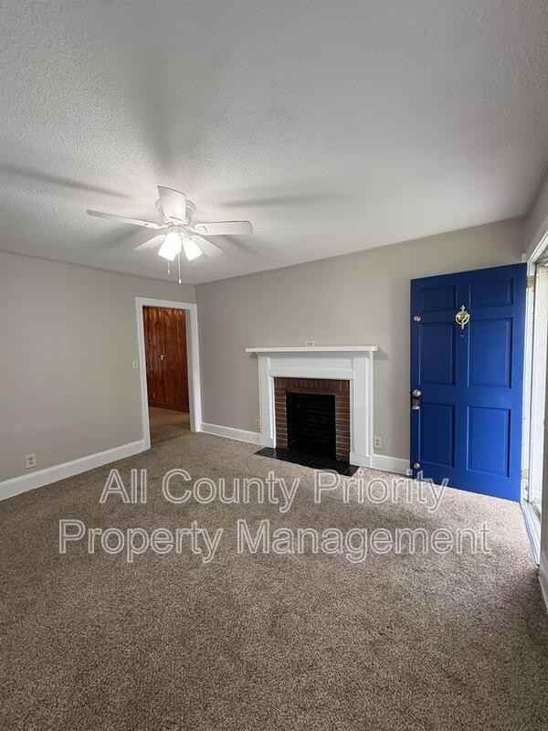 717 S 2nd St #717 - Photo 4 of 9
