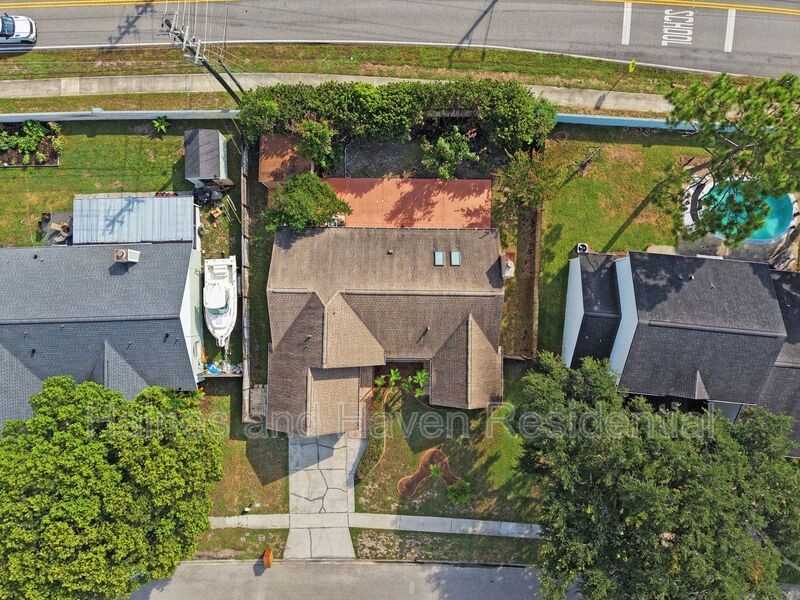 4645 Saddle Creek Pl - Photo 3 of 46