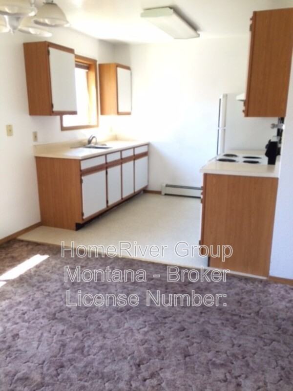 1420 S 2nd St W #A - Photo 4 of 9