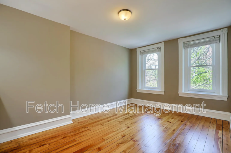 28 E Vine St #2 - Photo 5 of 17