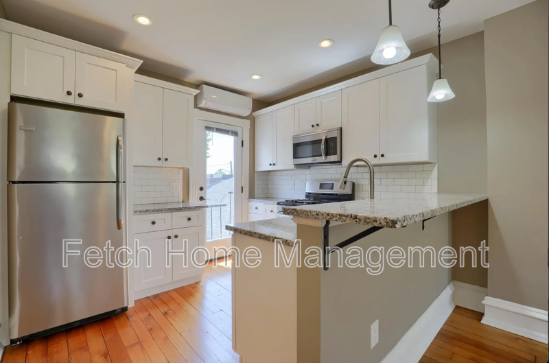 28 E Vine St #2 - Photo 7 of 17