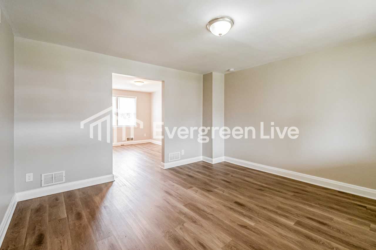 8654 Black Oak Rd - Photo 2 of 16