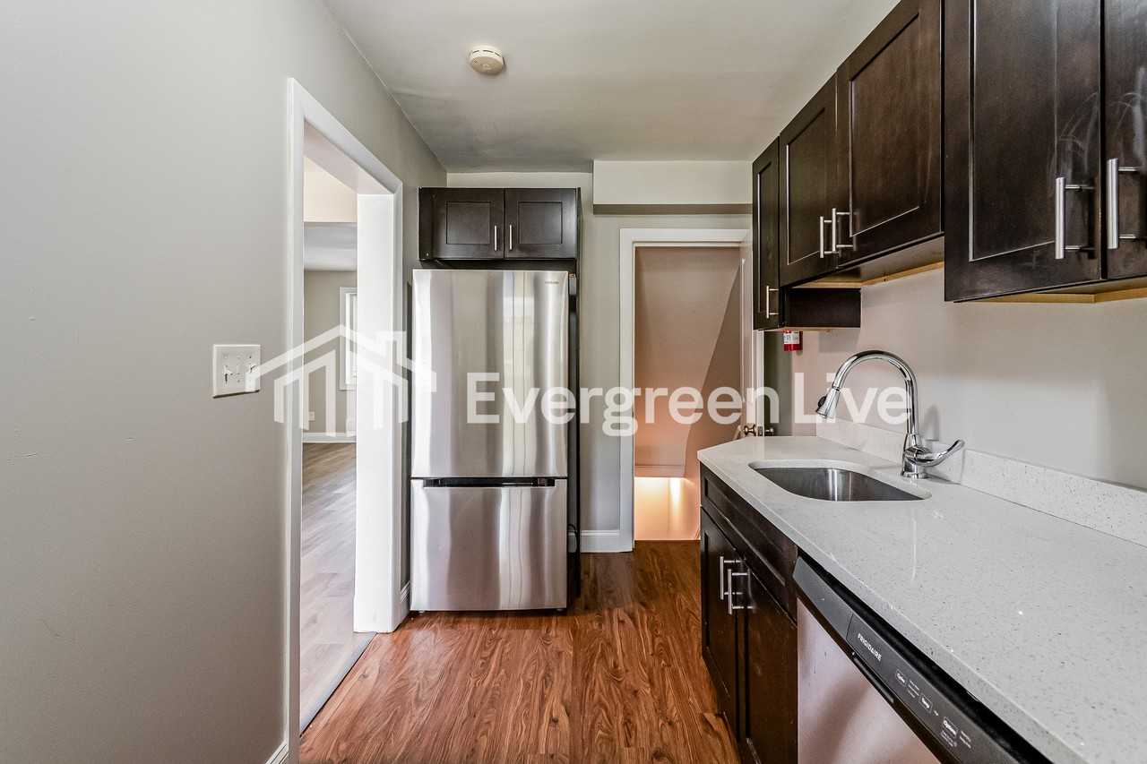 8654 Black Oak Rd - Photo 5 of 16