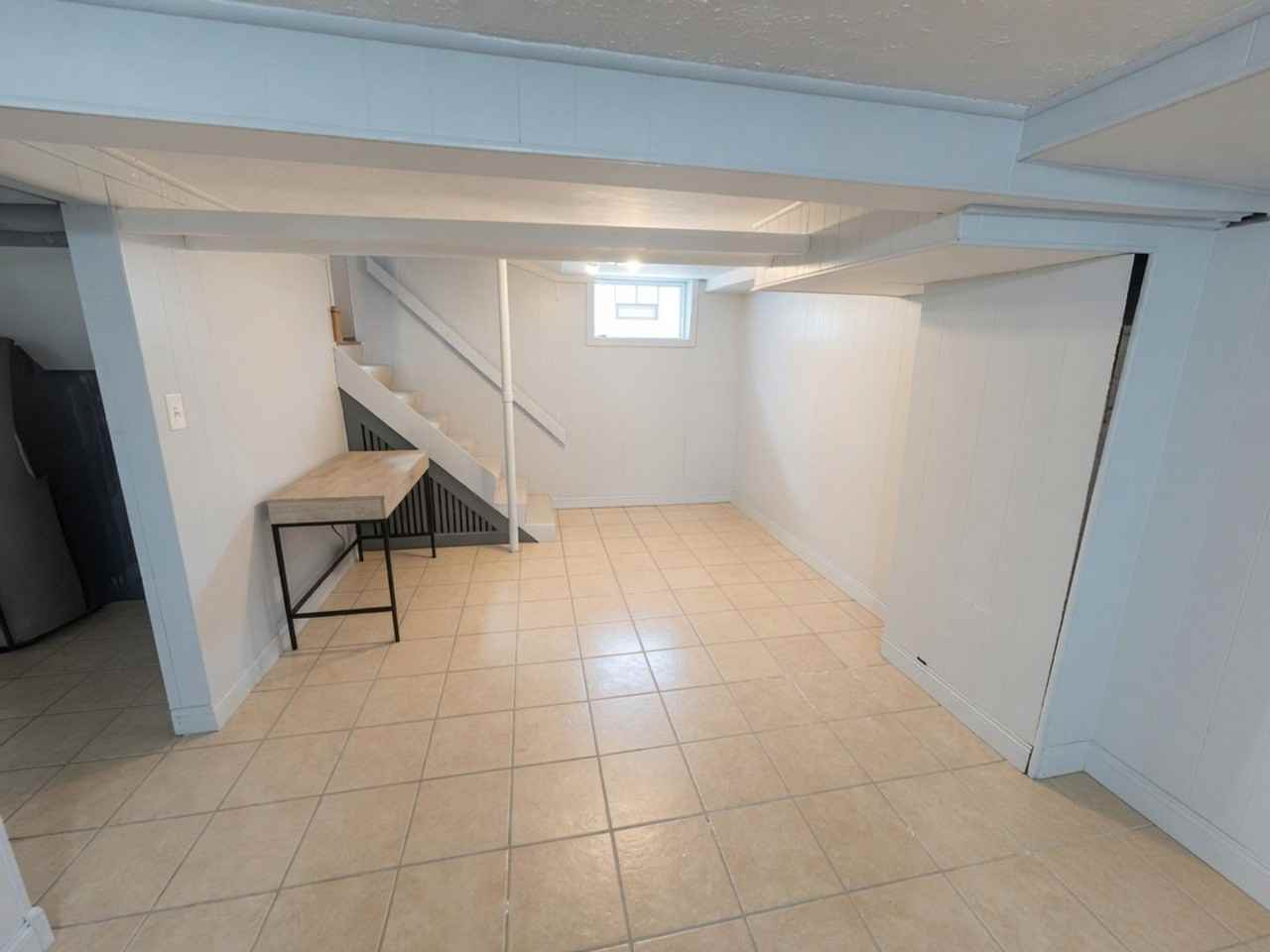 1720 Laurel Ave - Photo 2 of 21