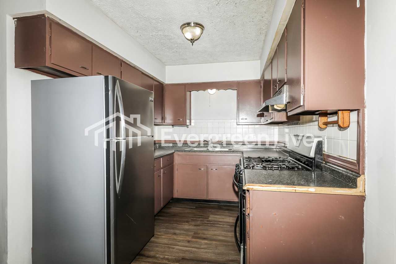 1435 W Edgewood Ave - Photo 4 of 15