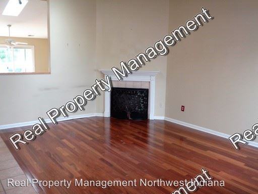 7043 Falcon Dr - Photo 2 of 11