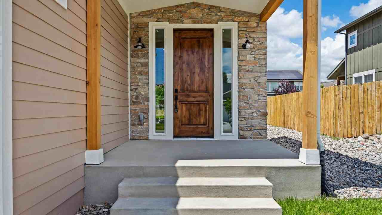 34 Mt Yale Ct - Photo 6 of 35