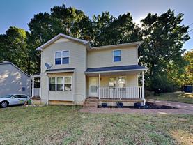 1012 Patio Dr - Photo 1 of 1