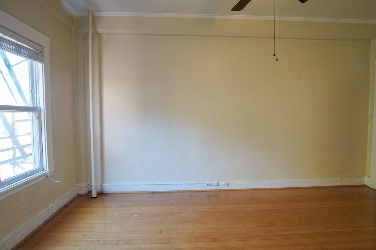 715 Sw King Ave #56 - Photo 2 of 16