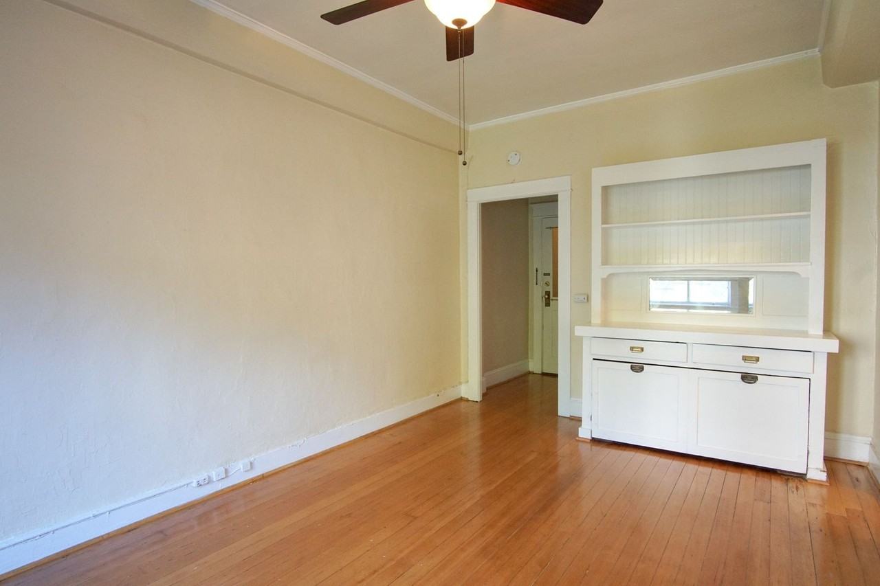 715 Sw King Ave #56 - Photo 3 of 16