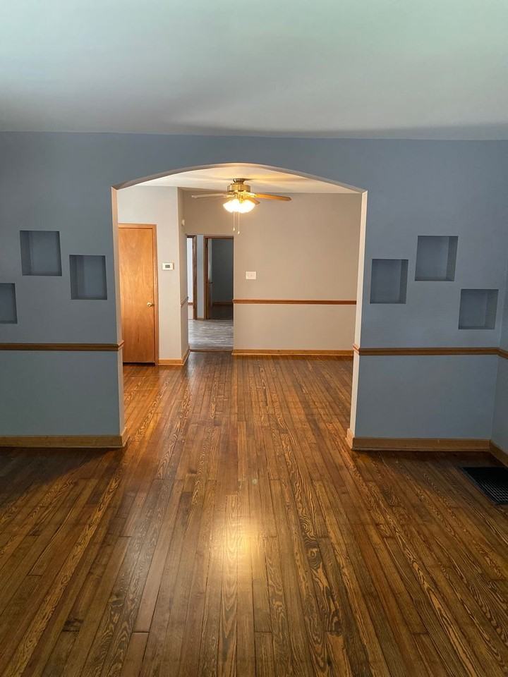4600 Heidelberg Ave - Photo 2 of 10