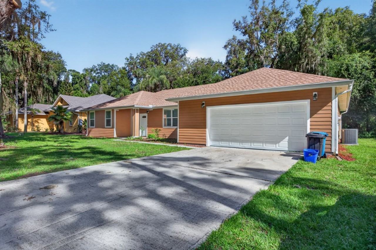 1012 Fruit Cove Rd - Photo 5 of 28