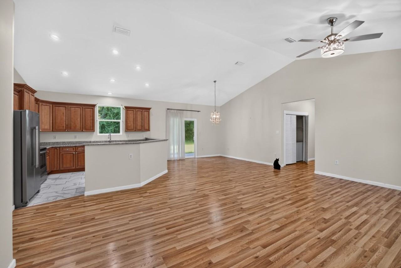 1012 Fruit Cove Rd - Photo 6 of 28