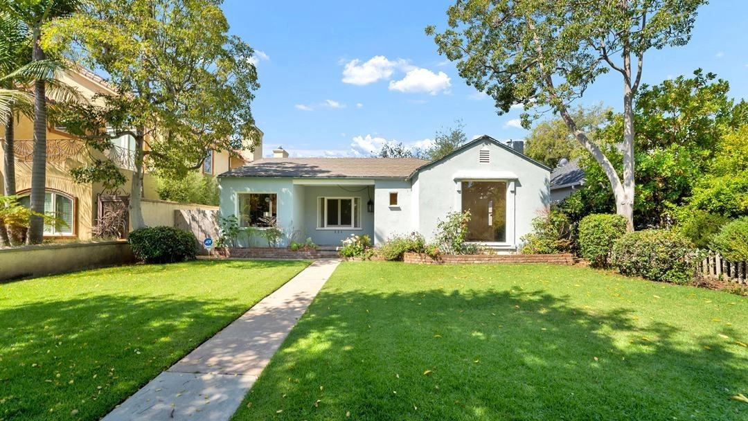 624 15th Street, - Photo 2 of 4