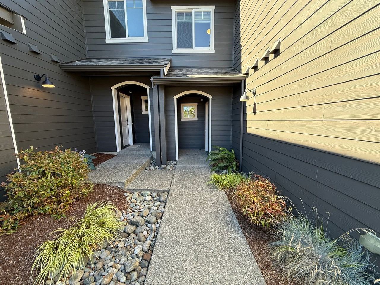 3910 132nd St Sw #E - Photo 3 of 32