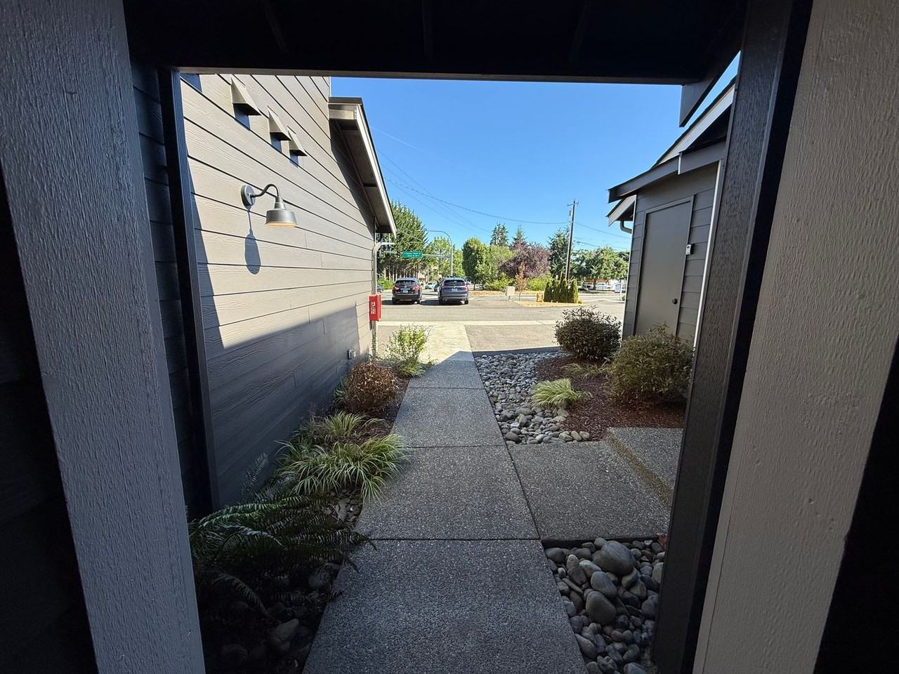 3910 132nd St Sw #E - Photo 4 of 32