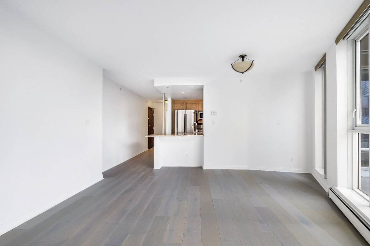 1383 Marinaside Cres #512 - Photo 3 of 19