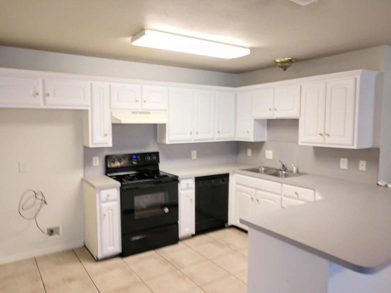 3908 Stuart Rd - Photo 4 of 21