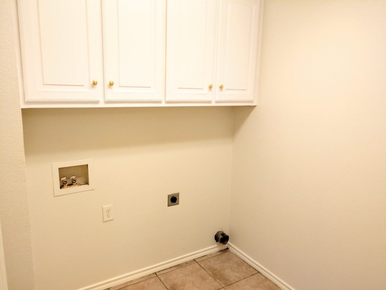 3908 Stuart Rd - Photo 5 of 21