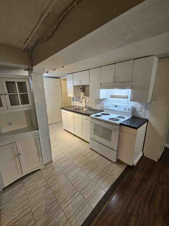 975 West 20th Avenue - Photo 7 of 13