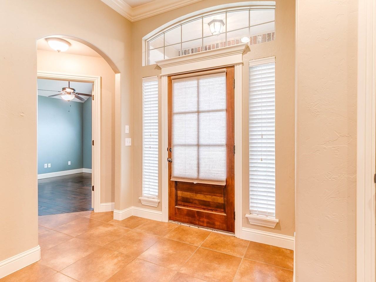 4909 Kelly Lakes Dr - Photo 5 of 50