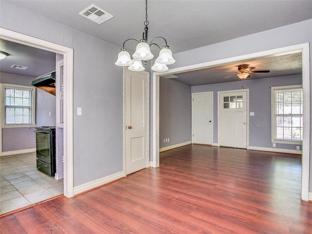1836 Westchester Dr - Photo 2 of 10
