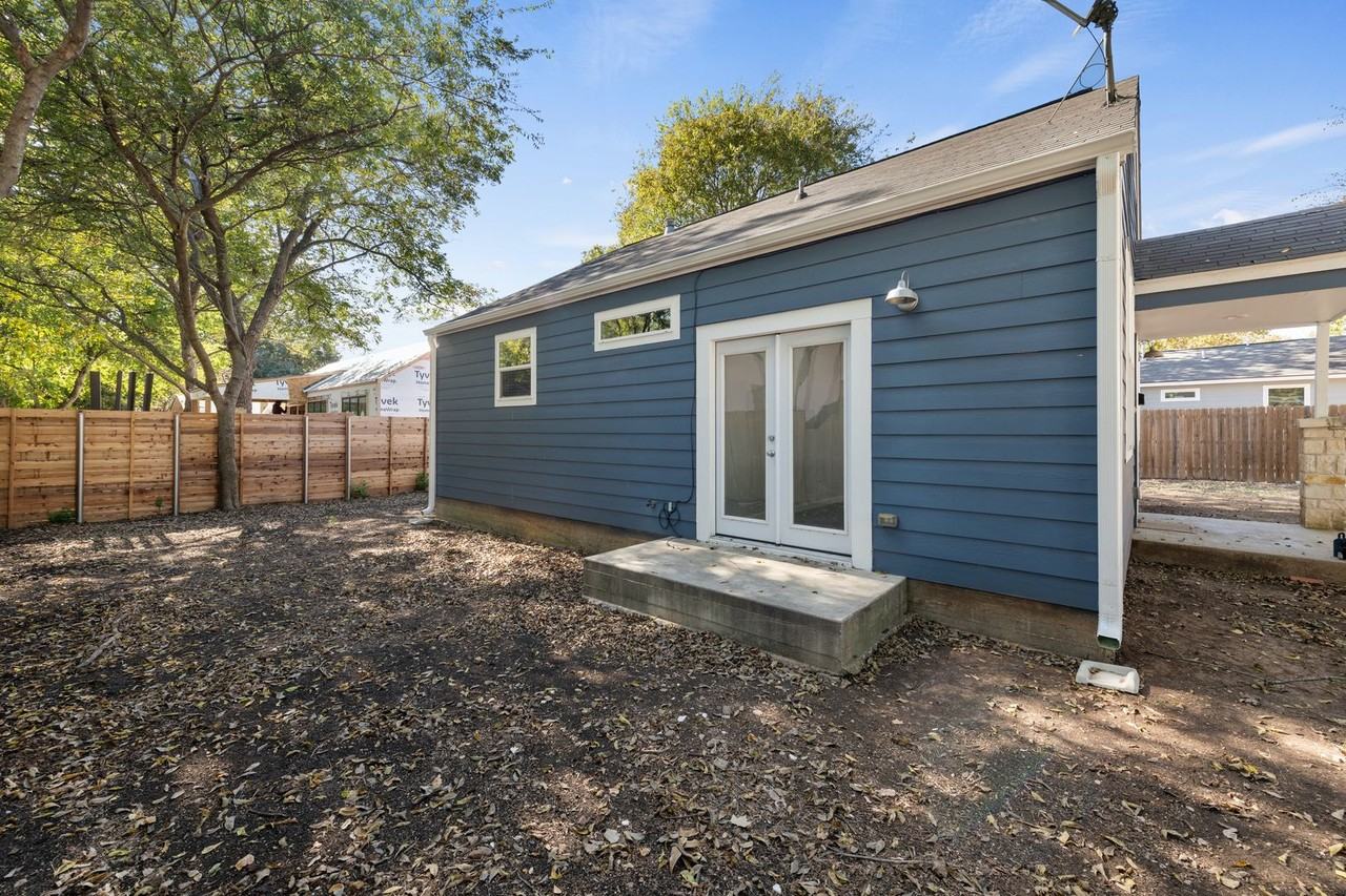 4415 Clawson Rd - Photo 7 of 16