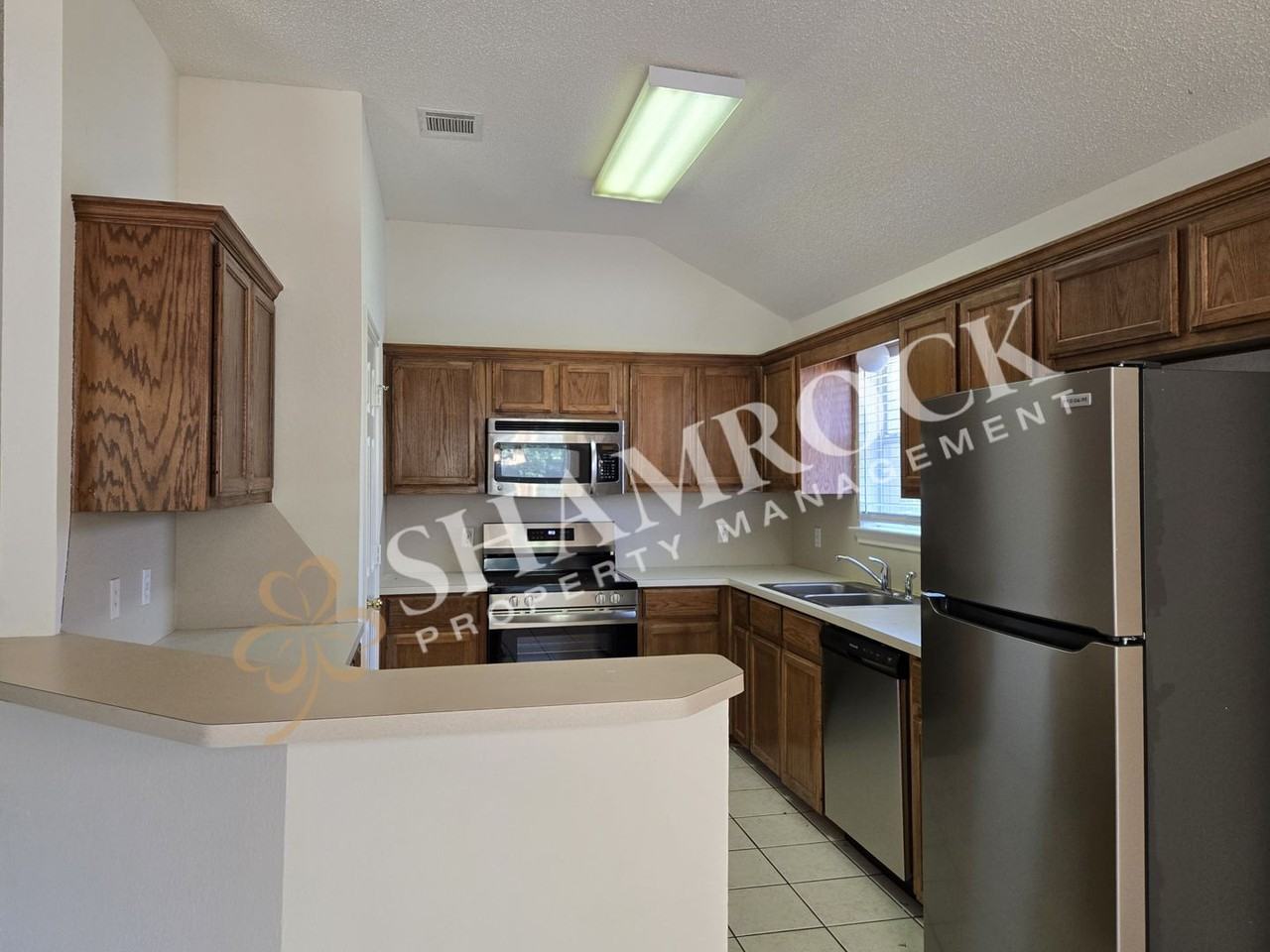 533 Shady Park Trl - Photo 4 of 8