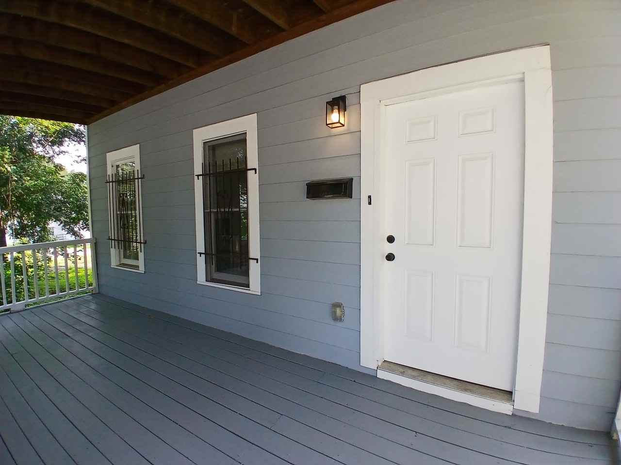 822 Pryor St Sw - Photo 4 of 33