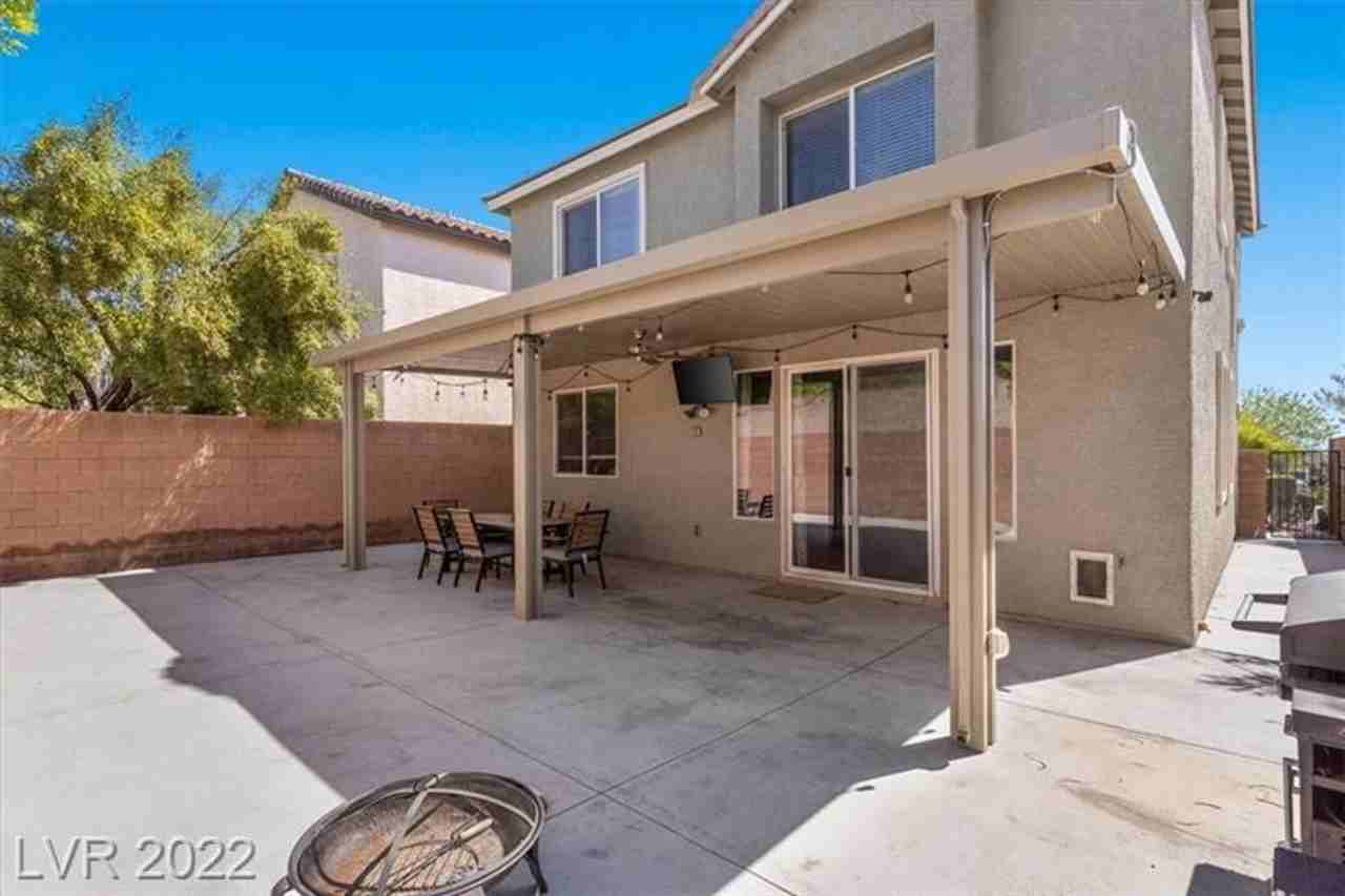 7725 Donner Peak St - Photo 7 of 49