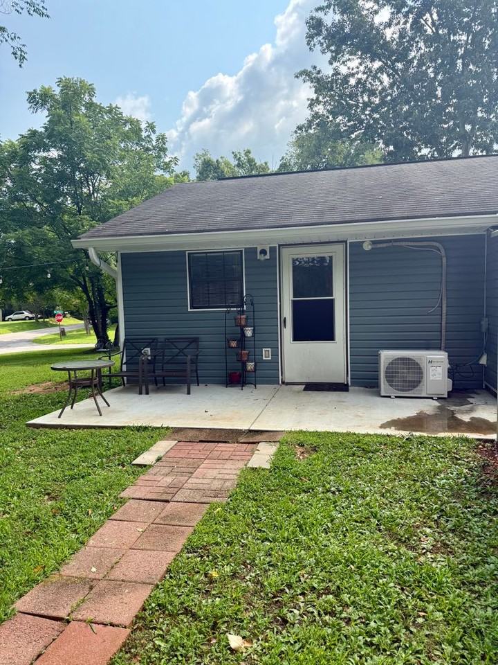 802 Old Mcginley Dr - Photo 3 of 16