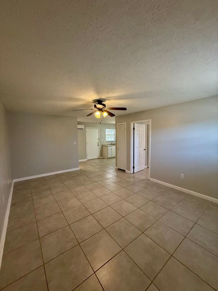 802 Old Mcginley Dr - Photo 6 of 16