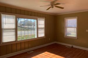 featured image of 2430 Carter St