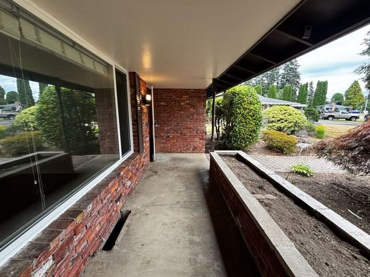 4921 65th St Ne - Photo 3 of 36